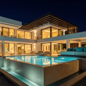 VILLA MARTINICA –  Luxury Villa Rental in Marbella, Nueva Andalucía