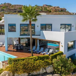 VILLA PARAISO THE VIEW –  Luxury Villa Rental in Marbella, Nueva Andalucía