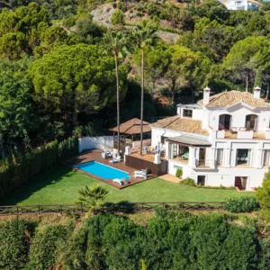 VILLA VOGUE –  Luxury Villa Rental in Marbella, Nueva Andalucía
